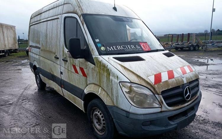 MERCEDES SPRINTER II 906.613 210CDI 37N 2.2 D DPF 3.0T 95 cv – 206119 KMS – ANNEE 2010 BLANC BC-324-CX
