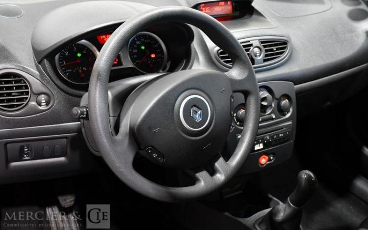RENAULT CLIO III SOCIETE 1.5 DCI 75 AIR BLANC BJ-066-NX