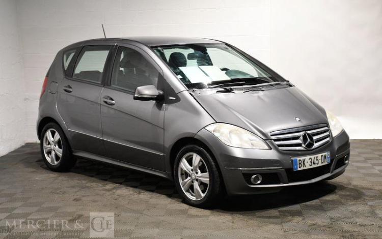 MERCEDES CLASSE A GRIS BK-345-DM