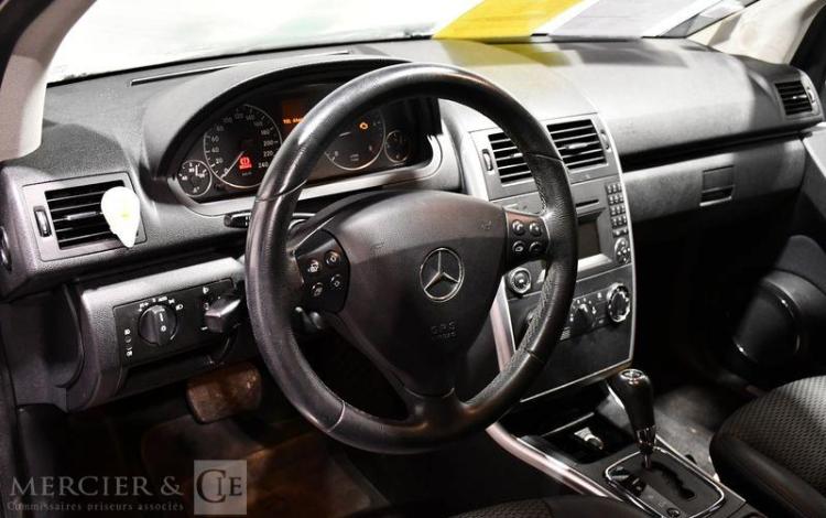 MERCEDES CLASSE A GRIS BK-345-DM
