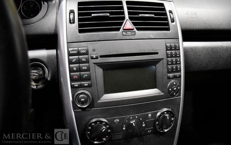 MERCEDES CLASSE A GRIS BK-345-DM