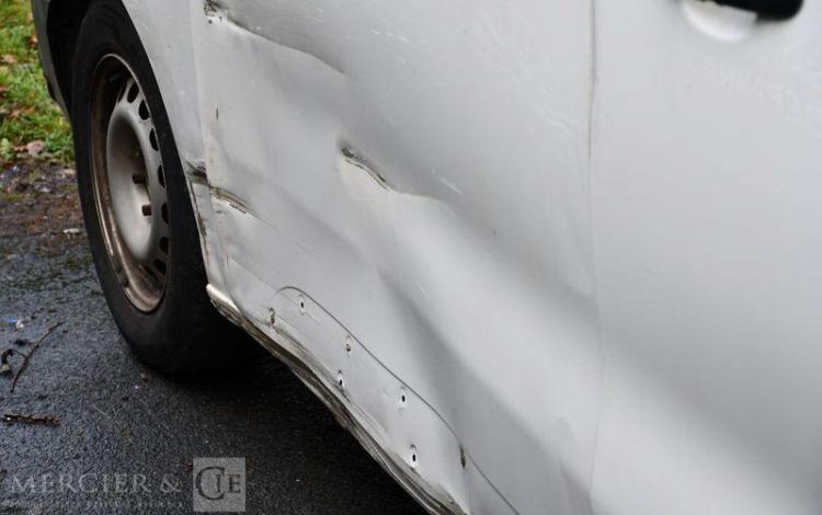 RENAULT KANGOO FOURGON 1.5 DCI 65 CONFORT BLANC BR-351-CK