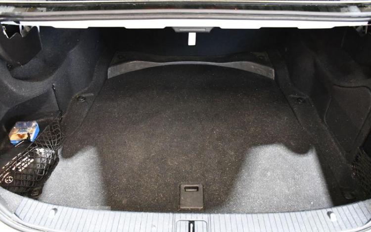 MERCEDES CLASSE E 2,2 250 CDI 205 BLUE EFFICIENCY AVANTGARDE EXECUTIVE BVA BLANC BT-388-KS