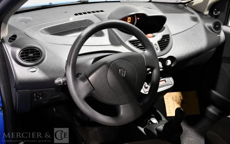 RENAULT TWINGO DCI BLEU BY-437-ED