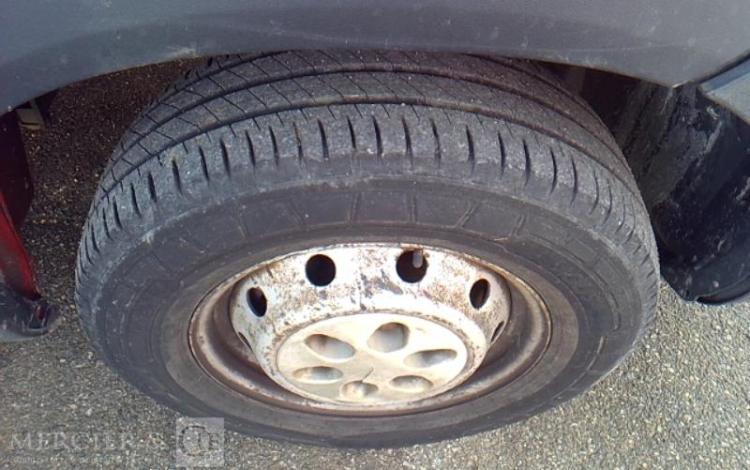 IVECO 35S11 NACELLE SUR VL 17M 4598H ROUGE BZ-789-BM