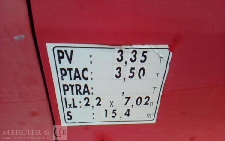 IVECO 35S11 NACELLE SUR VL 17M 4598H ROUGE BZ-789-BM