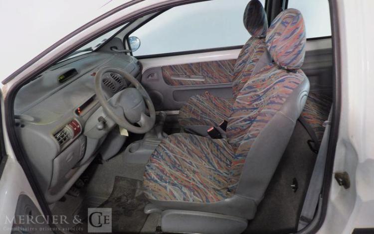 RENAULT TWINGO 1.2 60CH AUTHENTIQUE BLANC CD-597-HS