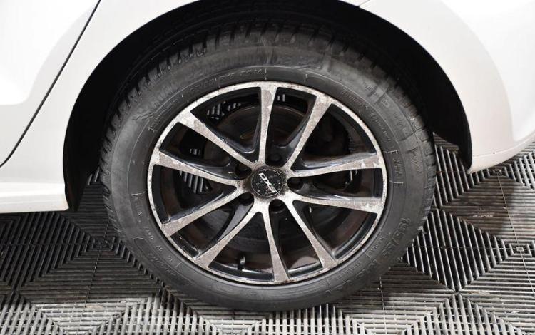 VOLKSWAGEN POLO 1,6 TDI 90 MATCH BLANC CH-585-EF