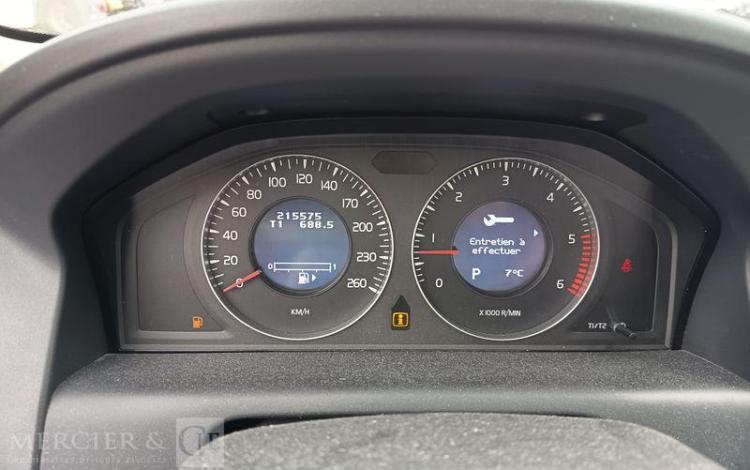 VOLVO XC60 2,4 D5 185 SUMMUM AWD GEARTRONIC BVA DIESEL – 215574 KMS – ANNEE 2010 MARRON CL-432-KW