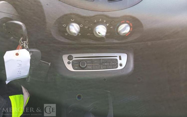 RENAULT TWINGO DCI  CM-097-JS