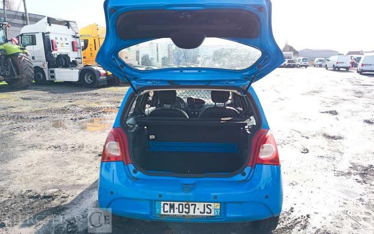 RENAULT TWINGO DCI  CM-097-JS