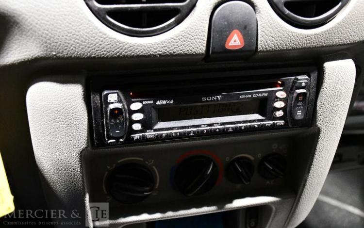 RENAULT KANGOO KANGOO COMBI 1.5 DCI 65CH AIR GRIS CP-803-VJ