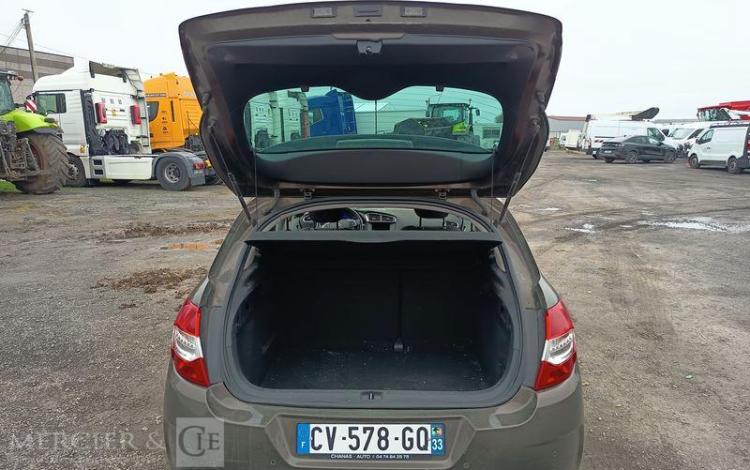 CITROEN C4 1.6 E-HDI 110 AIRDREAM BUSINESS BMP – DIESEL – 178411 KMS – ANNEE 2013 MARRON CV-578-GQ