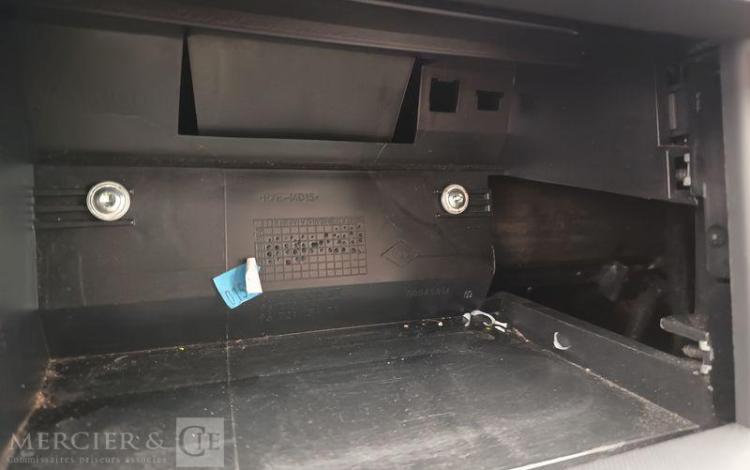 CITROEN C4 1.6 E-HDI 110 AIRDREAM BUSINESS BMP – DIESEL – 178411 KMS – ANNEE 2013 MARRON CV-578-GQ