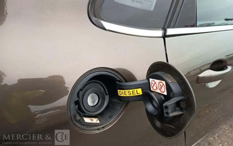 CITROEN C4 1.6 E-HDI 110 AIRDREAM BUSINESS BMP – DIESEL – 178411 KMS – ANNEE 2013 MARRON CV-578-GQ