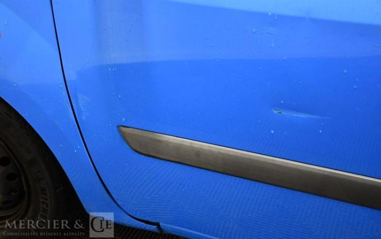 RENAULT KANGOO FOURGON 1.5 DCI 70 CONFORT BLEU CY-379-BM