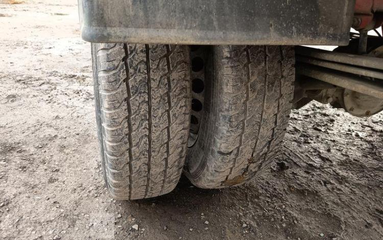 MERCEDES SPRINTER II 2,2D 129 CV BENNE AVEC COFFRE ACIER DIESEL – 171526 KMS – ANNEE 2013 ROUGE CZ-452-QJ