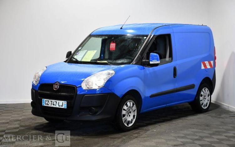 FIAT DOBLO FOURGON CARGO 1.4 T-JET GNV 120ch BLEU CZ-747-LJ
