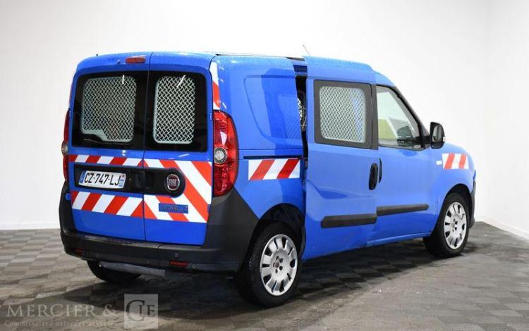 FIAT DOBLO FOURGON CARGO 1.4 T-JET GNV 120ch BLEU CZ-747-LJ