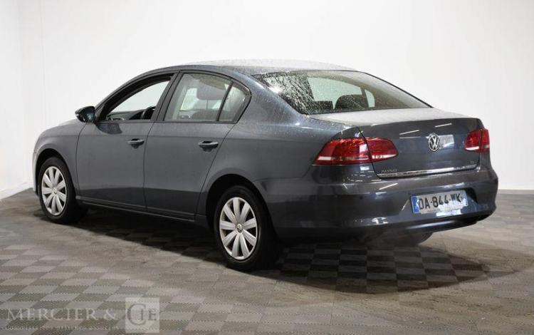VOLKSWAGEN PASSAT 1,6 TDI 105 BLUEMOTION TREND LINE GRIS DA-844-WK