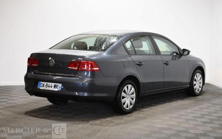 VOLKSWAGEN PASSAT 1,6 TDI 105 BLUEMOTION TREND LINE GRIS DA-844-WK