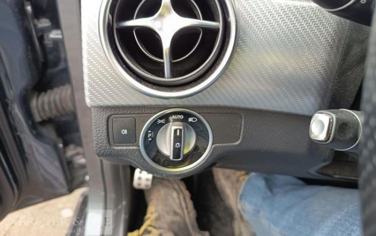 MERCEDES CLASSE GLK 2,2 220 CDI 170 BLUEFFICIENCY SPORT 4 MATIC 7G-TRONIC – ANNEE 2013 BLEU DB-333-SN