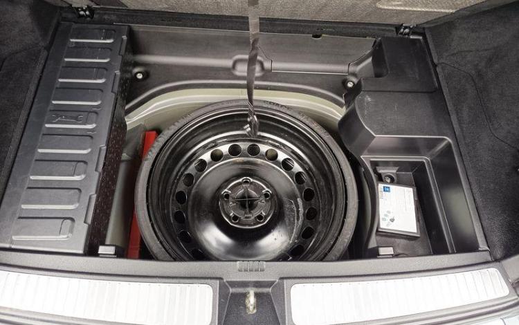 MERCEDES CLASSE GLK 2,2 220 CDI 170 BLUEFFICIENCY SPORT 4 MATIC 7G-TRONIC – ANNEE 2013 BLEU DB-333-SN