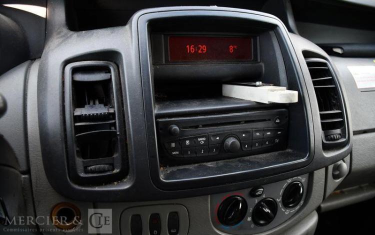 RENAULT TRAFIC L1H1 DCI 90 OPTI CONSO CONFORT TOLE JAUNE DE-370-VB