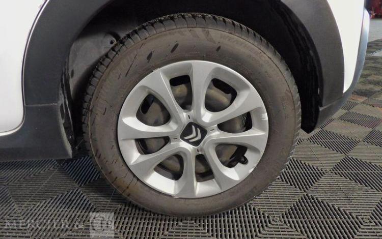 TOYOTA YARIS 1,4 D4D 90 LUNA PACK BVA BLANC DG-027-JT