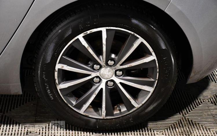 PEUGEOT 308 1.2 PURETECH 130ch ALLURE GRIS DH-242-FL