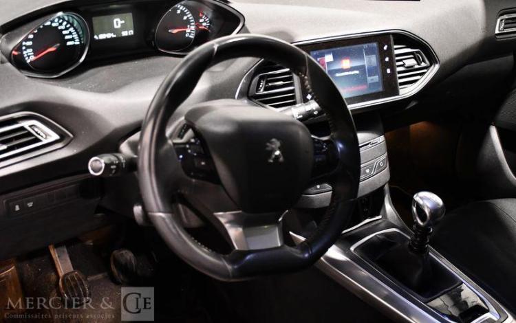 PEUGEOT 308 1.2 PURETECH 130ch ALLURE GRIS DH-242-FL