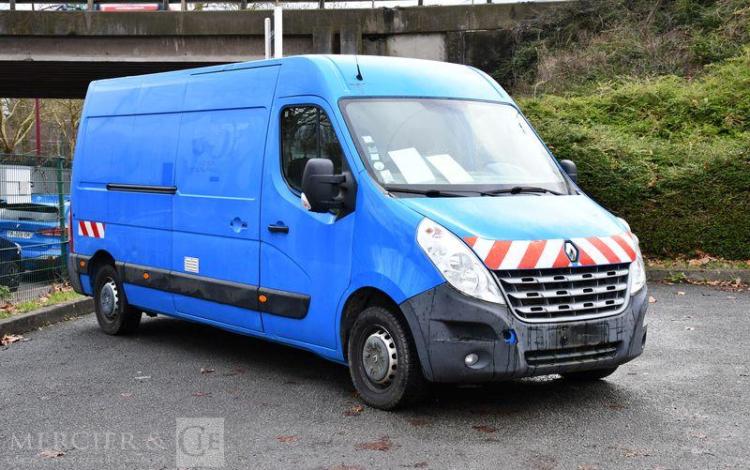 RENAULT MASTER DCI BLEU DH-322-MQ