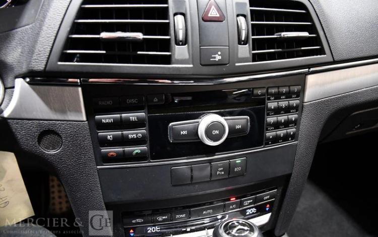 MERCEDES CLASSE C GRIS DH-572-HD