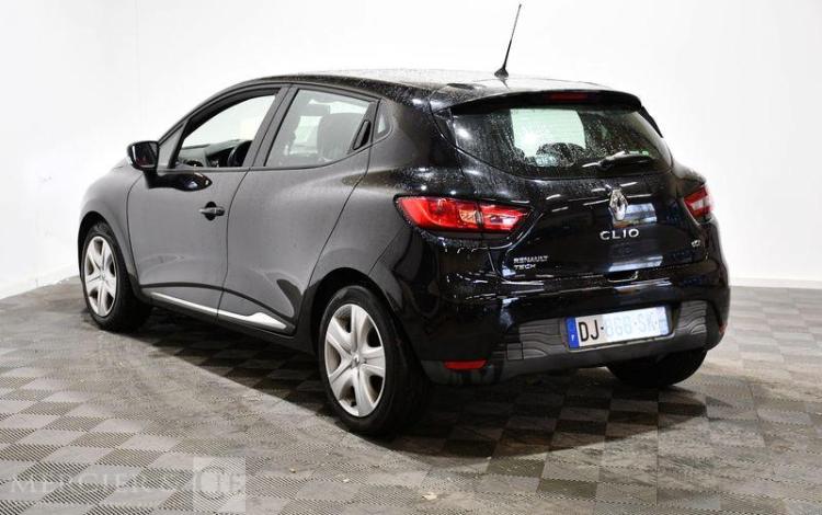 RENAULT CLIO IV NOIR DJ-866-SK