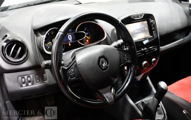RENAULT CLIO IV NOIR DJ-866-SK