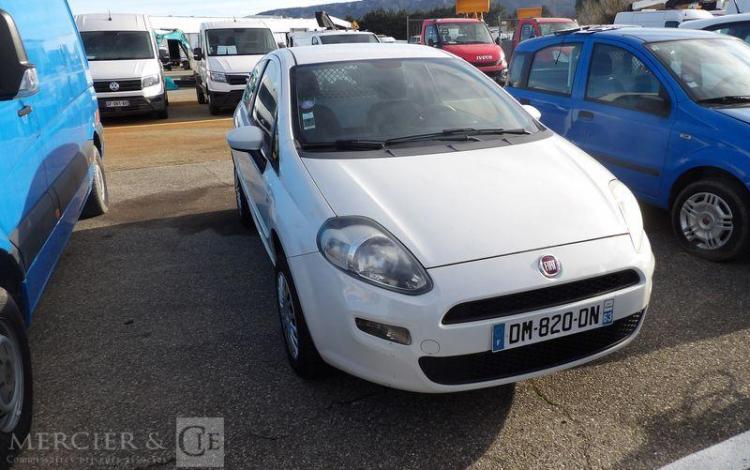 FIAT PUNTO SOCIETE 1.4 GNV 75ch DYNAMIC BLANC DM-820-DN