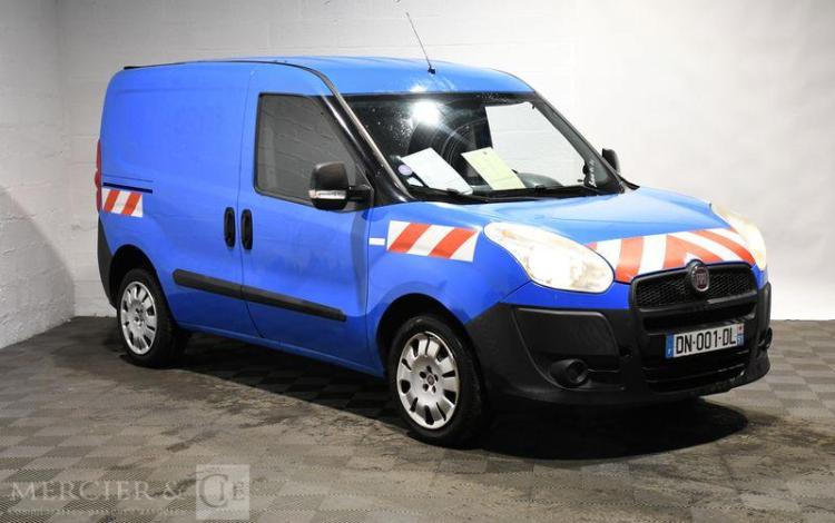 FIAT DOBLO GNV BLEU DN-001-DL