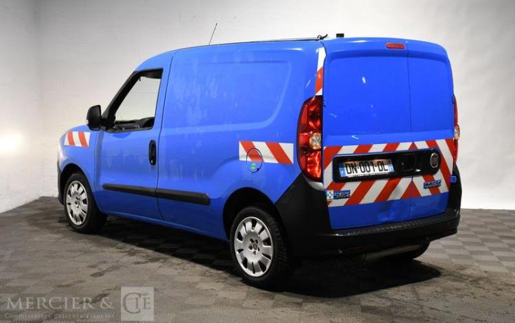 FIAT DOBLO GNV BLEU DN-001-DL