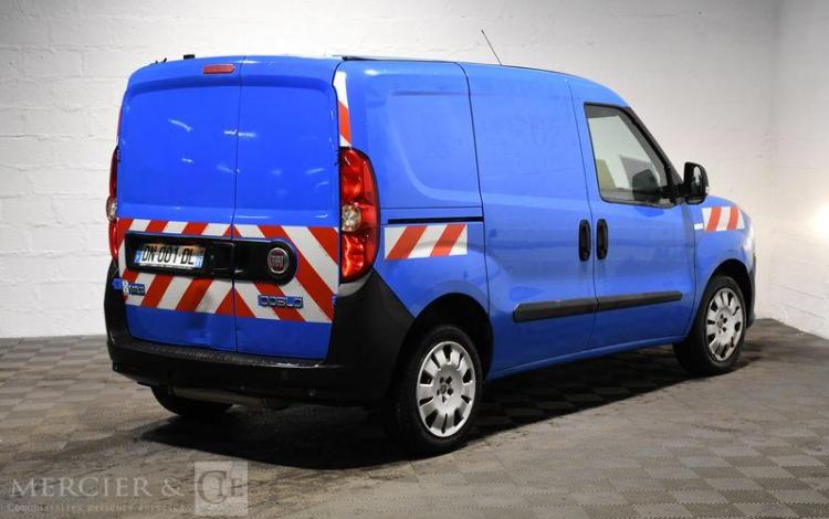 FIAT DOBLO GNV BLEU DN-001-DL