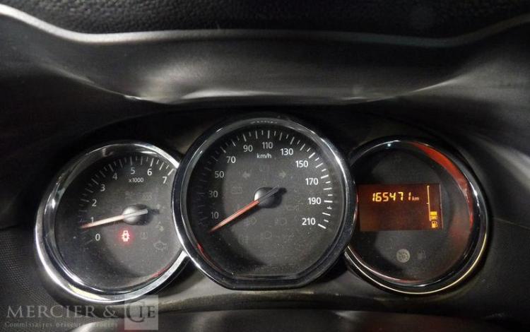 DACIA DUSTER 1.5 DCI 110CH PRESTIGE 4X2 GRIS DR-650-DV