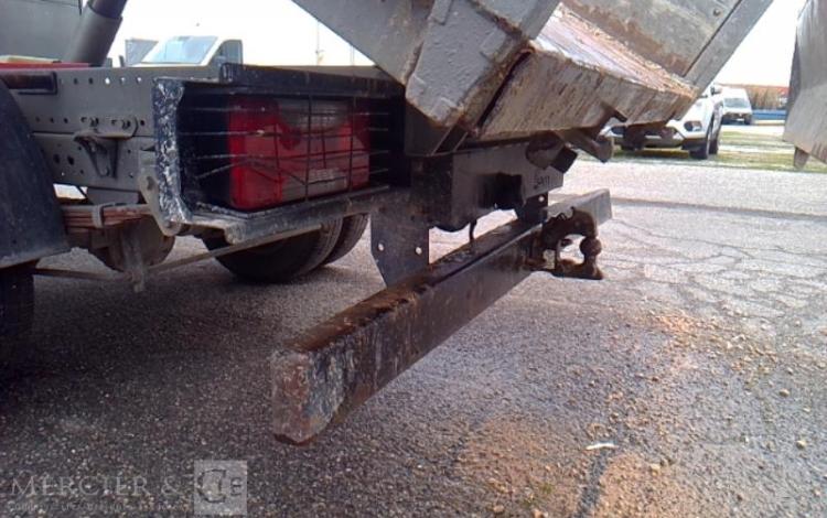 IVECO DAILY 35C13 BENNE SIMPLE CABINE COFFRE  DT-533-NR