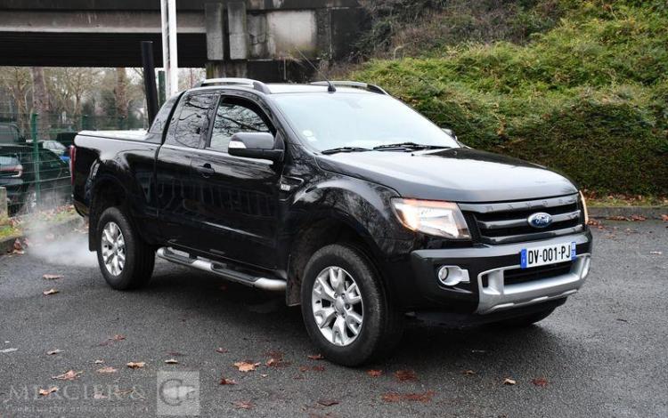 FORD RANGER SUPER CABINE 3.2 TDCI 200ch XLT WILDTRAK NOIR DV-001-PJ