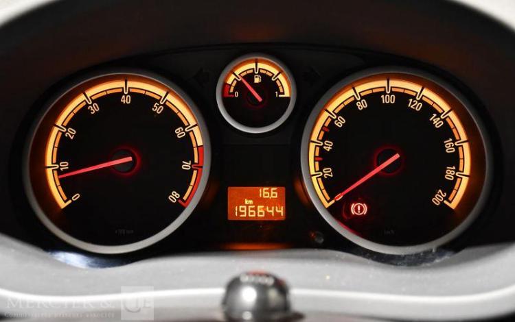 OPEL CORSA 1,2 TWINPORT 80 EDITION GRIS EC-437-LV