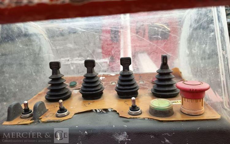 MULTITEL DAILY AVEC NACELLE MULTITEL MX170 16M – NON ROULANT  EC-822-KC