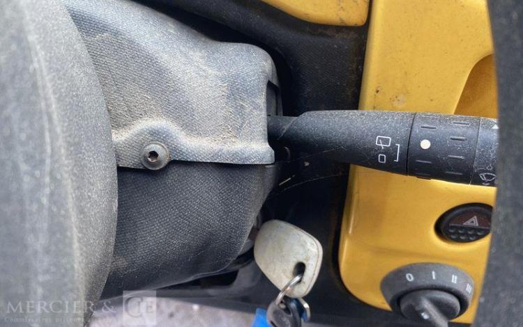 LIGIER QUADEO BE SUN ELECTRIQUE 11CV BOITE AUTO JAUNE ED-066-BE