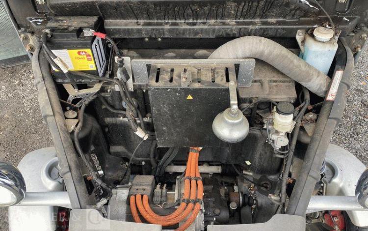 LIGIER QUADEO BE SUN ELECTRIQUE 11CV BOITE AUTO JAUNE ED-066-BE