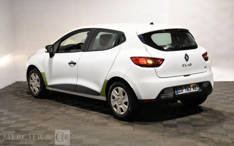 RENAULT CLIO BLANC ED-143-WB