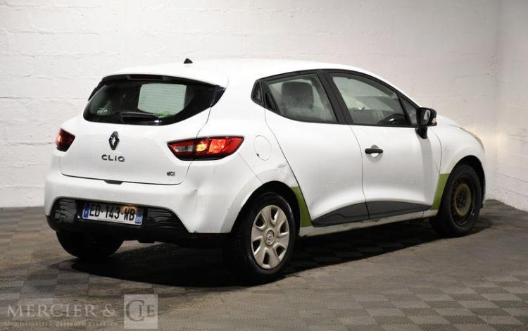 RENAULT CLIO BLANC ED-143-WB