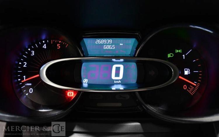 RENAULT CLIO BLANC ED-143-WB