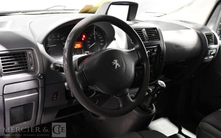 PEUGEOT EXPERT HDI BLEU ED-715-GV